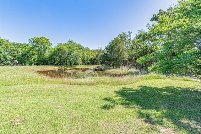 901 Rs County Road 1155, Emory, TX 75440
