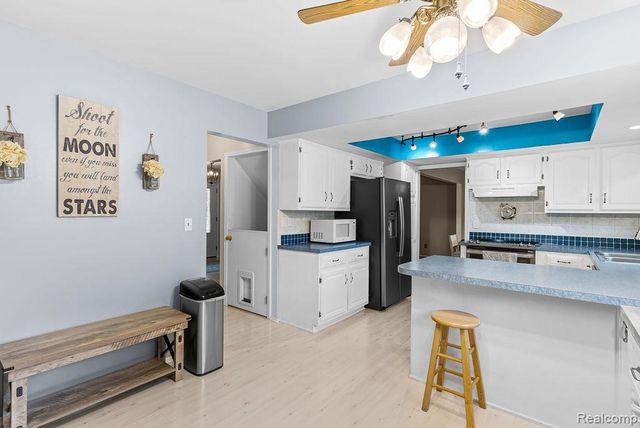 5368 Boland Drive, Grand Blanc, MI 48439