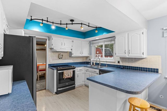 5368 Boland Drive, Grand Blanc, MI 48439