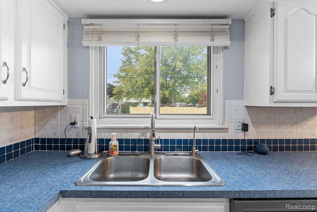 5368 Boland Drive, Grand Blanc, MI 48439