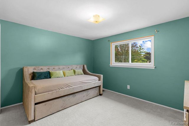 5368 Boland Drive, Grand Blanc, MI 48439