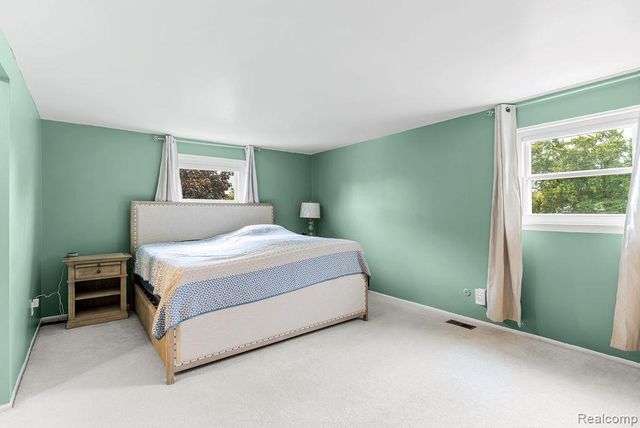 5368 Boland Drive, Grand Blanc, MI 48439