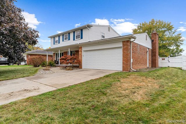 5368 Boland Drive, Grand Blanc, MI 48439