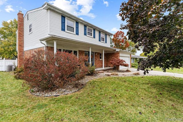 5368 Boland Drive, Grand Blanc, MI 48439