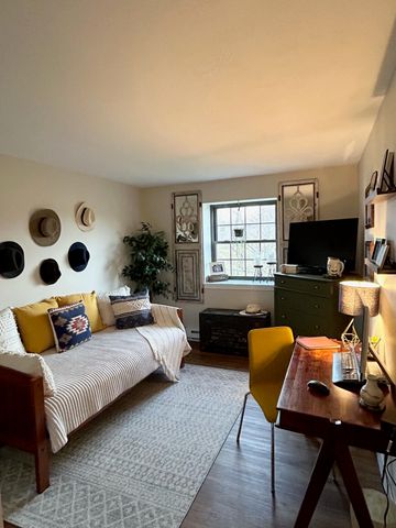 3 Fairfax Ave Unit 333, Derry, NH 03038