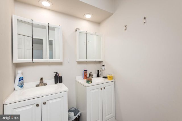 8202 GREENSPIRE TER, Hyattsville, MD 20783