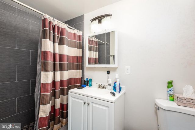 8202 GREENSPIRE TER, Hyattsville, MD 20783