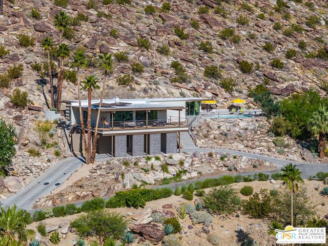 2425 Cahuilla Hills Drive, Palm Springs, CA 92264