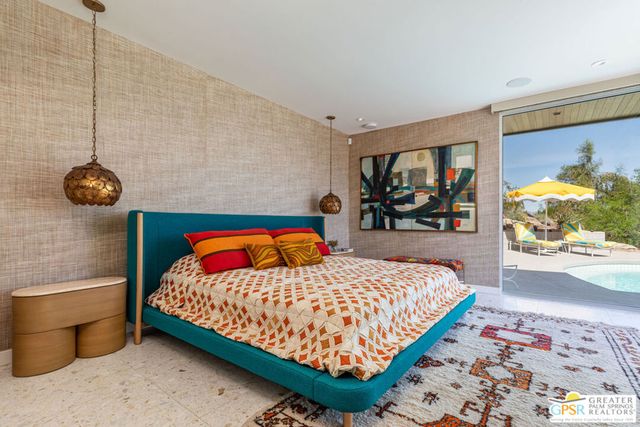 2425 Cahuilla Hills Drive, Palm Springs, CA 92264