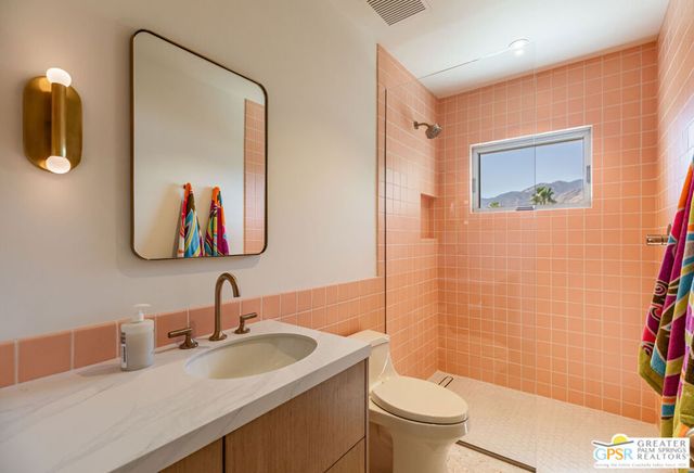 2425 Cahuilla Hills Drive, Palm Springs, CA 92264