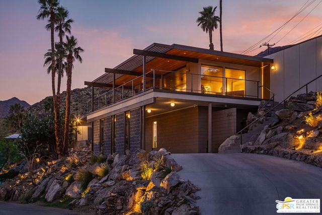 2425 Cahuilla Hills Drive, Palm Springs, CA 92264