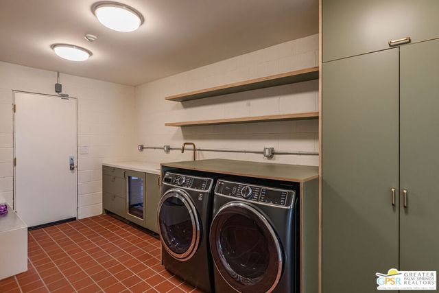 2425 Cahuilla Hills Drive, Palm Springs, CA 92264