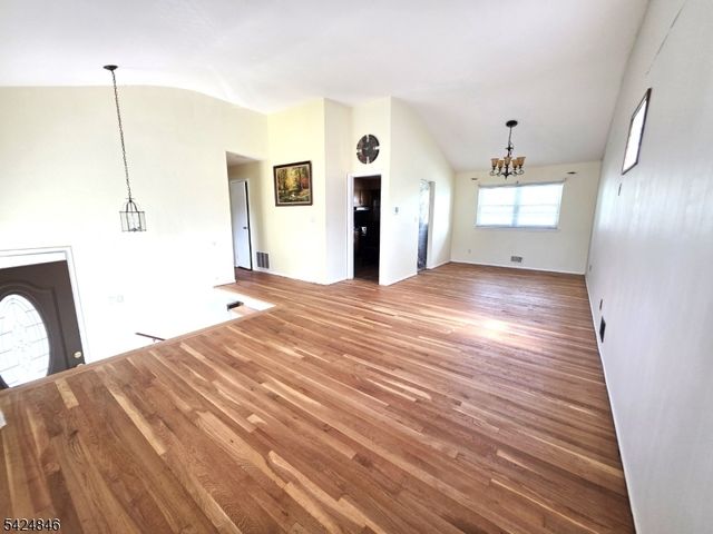 258 N Gaston Ave, Somerville Boro, NJ 08876