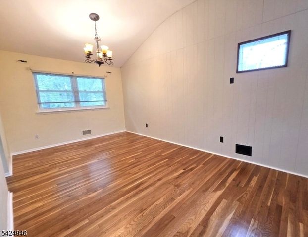 258 N Gaston Ave, Somerville Boro, NJ 08876