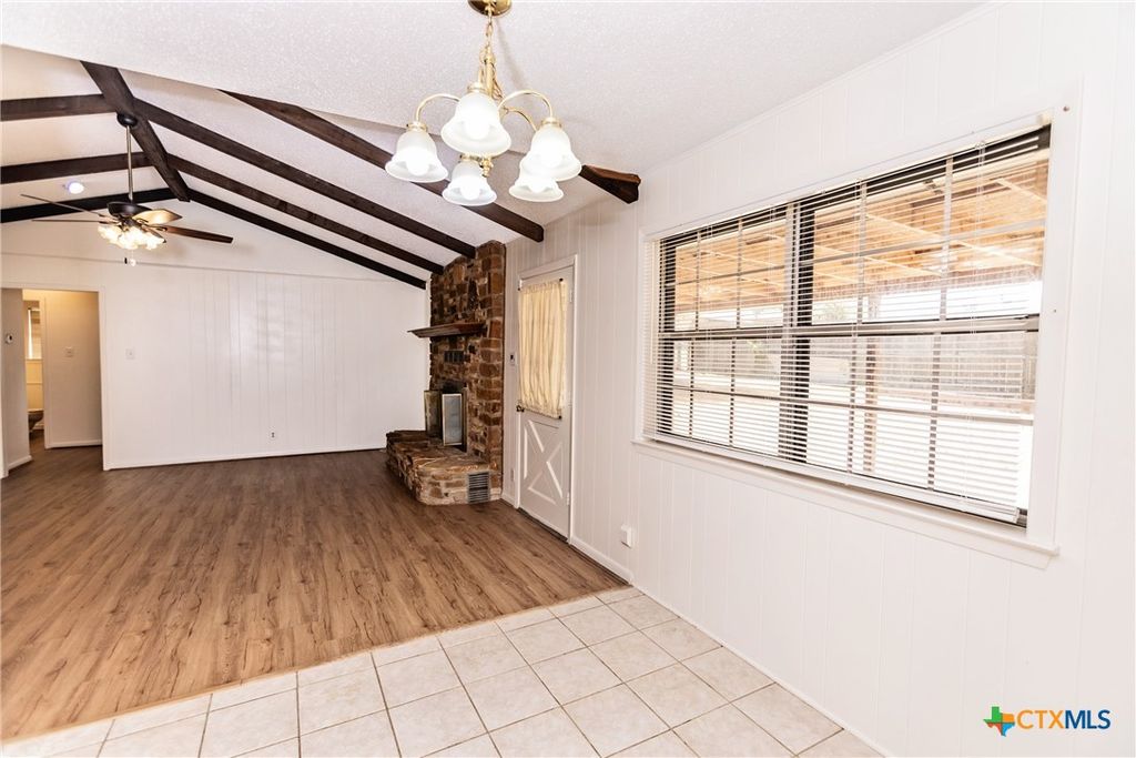Image 14 of property listing at 3205 Pin Oak Drive, Temple, TX 76502