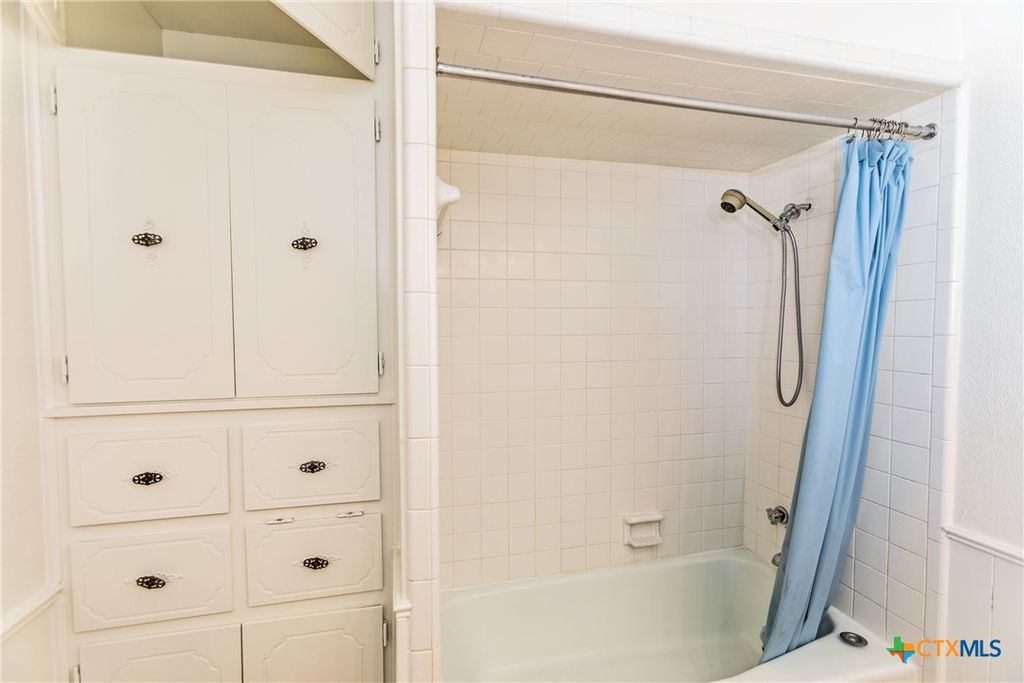 Image 24 of property listing at 3205 Pin Oak Drive, Temple, TX 76502