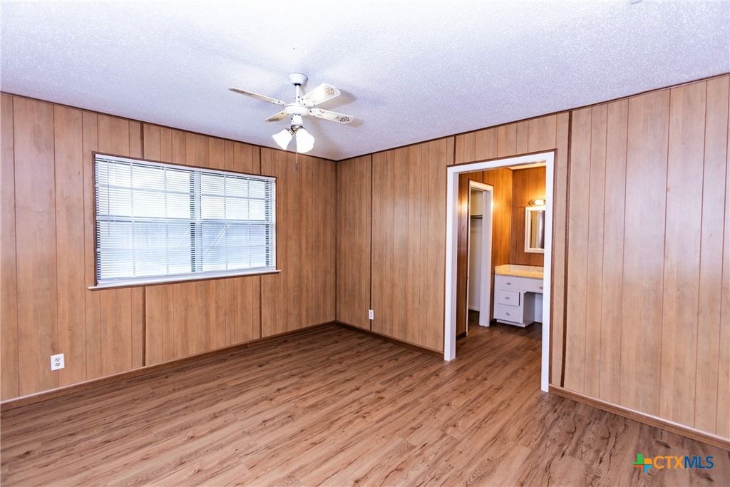 Image 28 of property listing at 3205 Pin Oak Drive, Temple, TX 76502