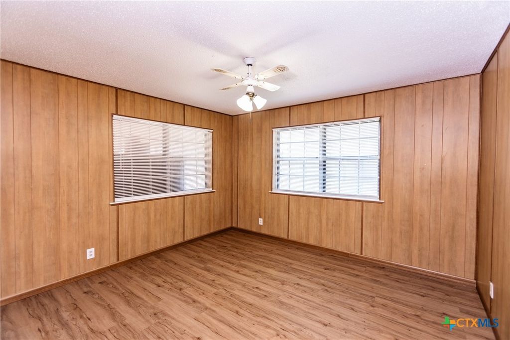 Image 29 of property listing at 3205 Pin Oak Drive, Temple, TX 76502