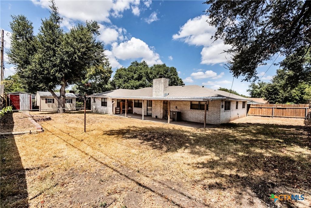 Image 38 of property listing at 3205 Pin Oak Drive, Temple, TX 76502