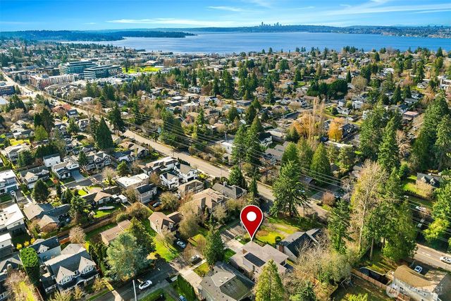 612 11th Avenue, Kirkland, WA 98033