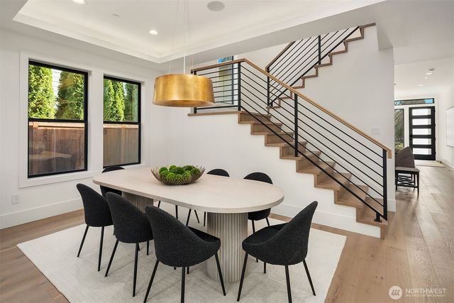 612 11th Avenue, Kirkland, WA 98033