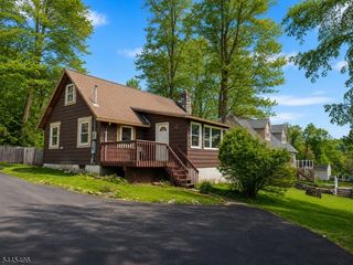 18 Wallkill Dr, Vernon Twp., NJ 07461