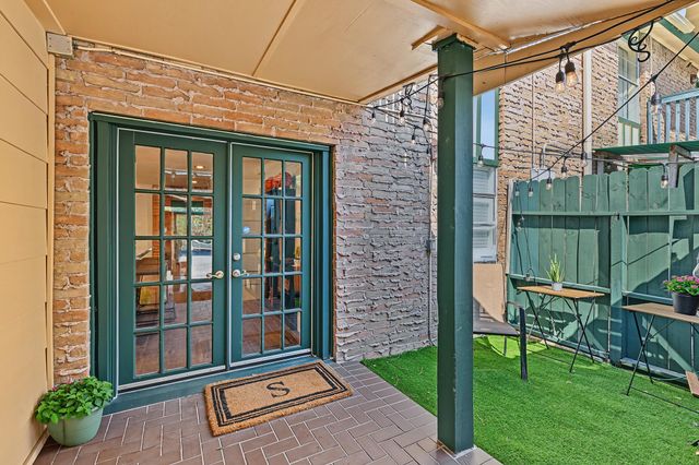 8221 Kingsbrook Road 108, Houston, TX 77024