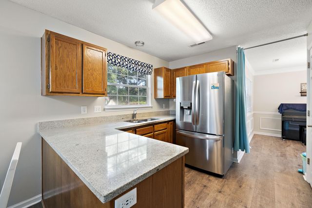 1379 Center Lake Drive, Mount Pleasant, SC 29464