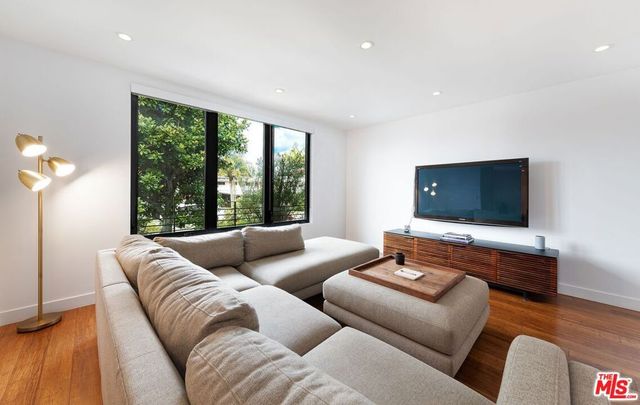 7826 W 80th Street, Playa Del Rey, CA 90293