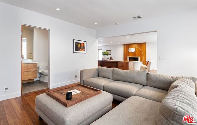 7826 W 80th Street, Playa Del Rey, CA 90293