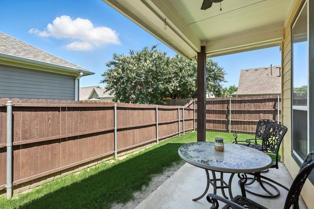 511 Village Way, Argyle, TX 76226