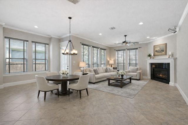 511 Village Way, Argyle, TX 76226