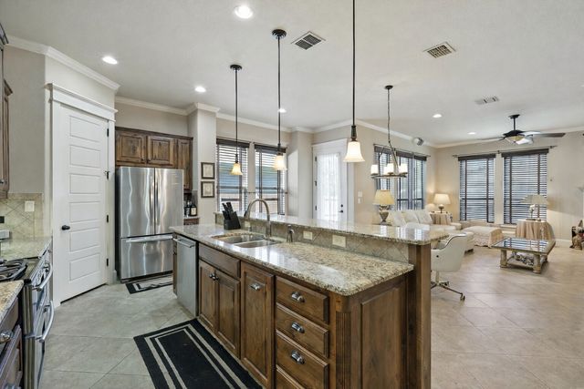 511 Village Way, Argyle, TX 76226