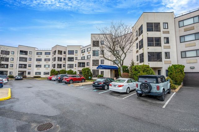 725 Miller Avenue 439, Freeport, NY 11520