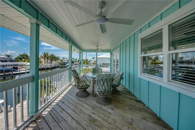 2360 Oleander ST, St. James City, FL 33956