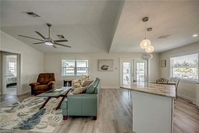 2360 Oleander ST, St. James City, FL 33956