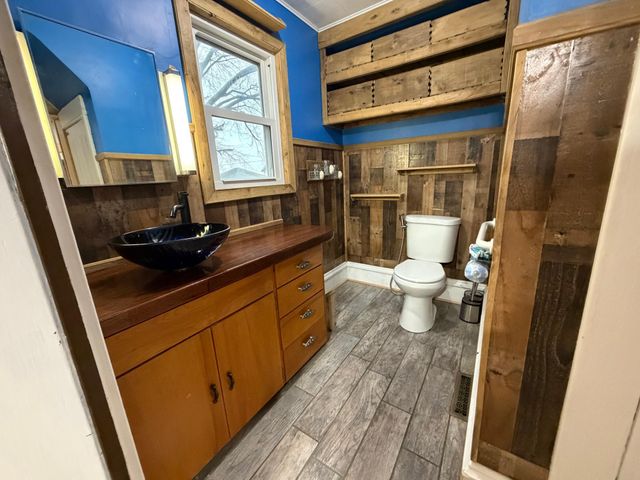 16604 750th Avenue, Albert Lea, MN 56007