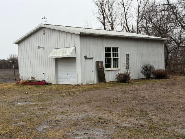 16604 750th Avenue, Albert Lea, MN 56007