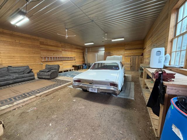 16604 750th Avenue, Albert Lea, MN 56007