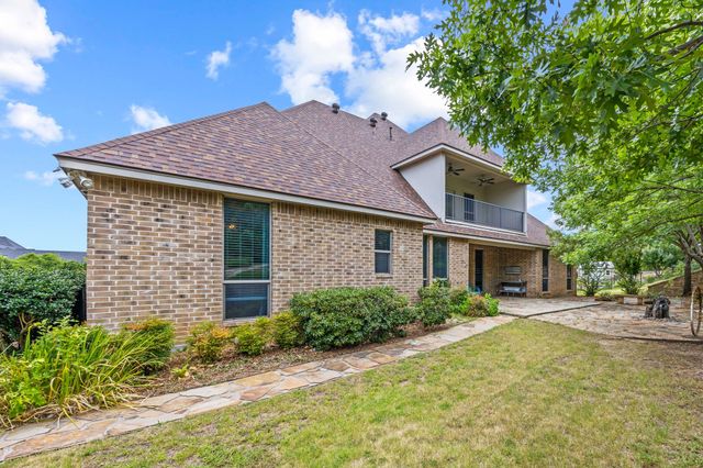 704 Flamingo Circle, Burleson, TX 76028