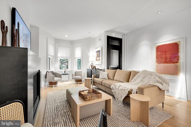 810 NORTH CAROLINA AVE SE, Washington, DC 20003