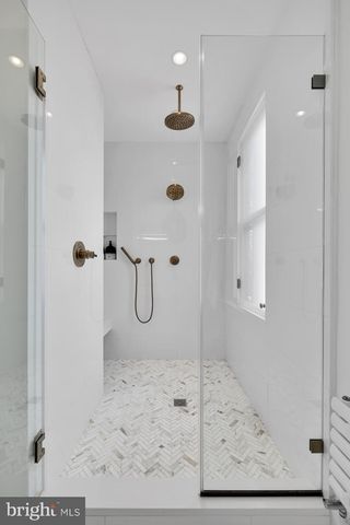 810 NORTH CAROLINA AVE SE, Washington, DC 20003