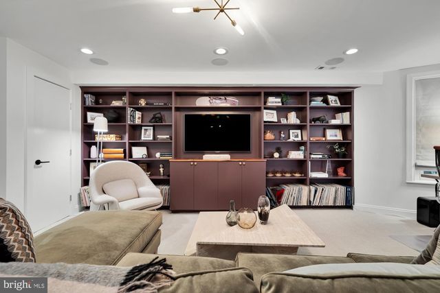 810 NORTH CAROLINA AVE SE, Washington, DC 20003
