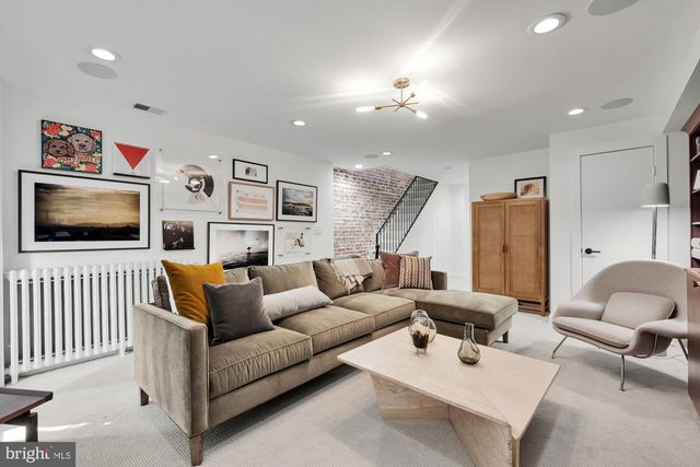 810 NORTH CAROLINA AVE SE, Washington, DC 20003