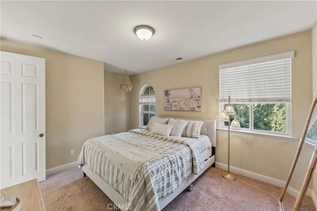 5673 N Sycamore, Fresno, CA 93723