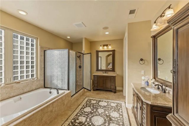 5673 N Sycamore, Fresno, CA 93723
