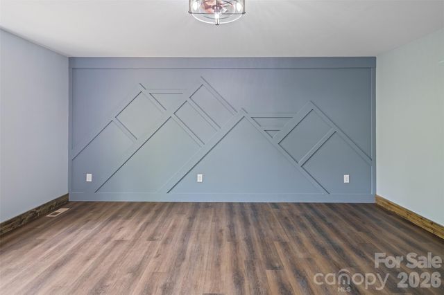 115 Pine Burr Drive, Purlear, NC 28665