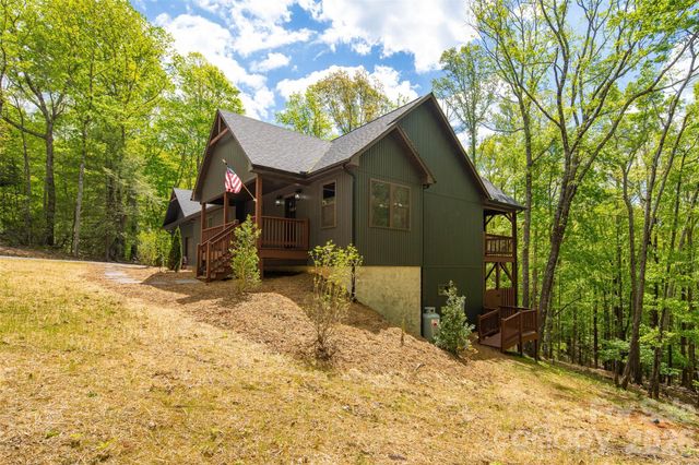 115 Pine Burr Drive, Purlear, NC 28665