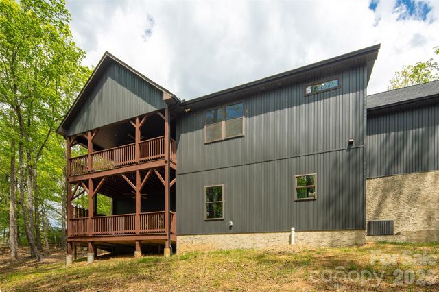 115 Pine Burr Drive, Purlear, NC 28665