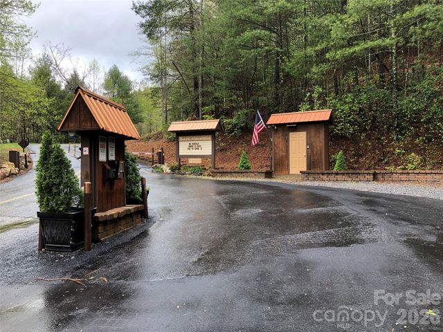 115 Pine Burr Drive, Purlear, NC 28665